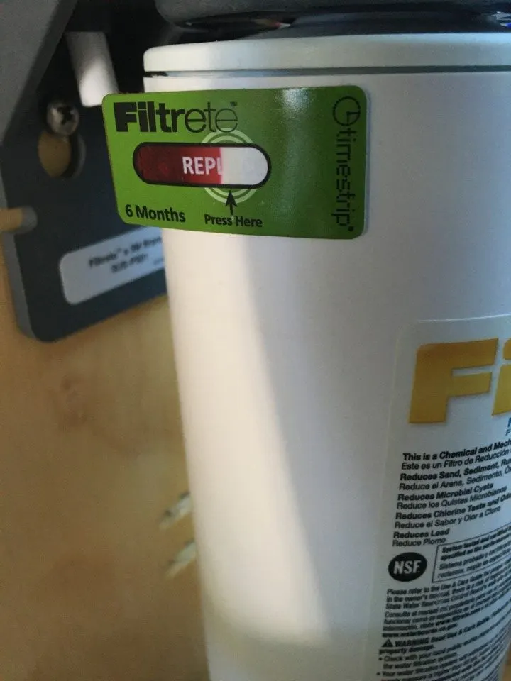 The water filter replacement meter