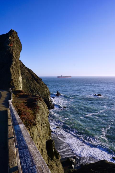A side view on the hike to Point Bonita Lighthouse