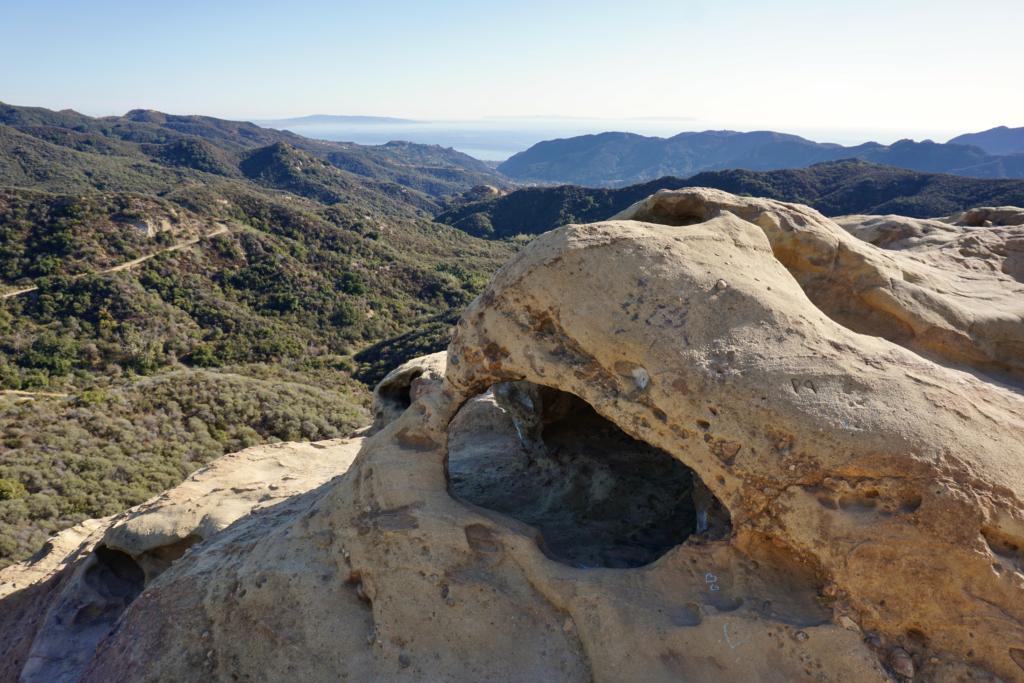 Viewpoint to the pacific ocean at Eagle Rock via Musch Trail in Topanga State Park