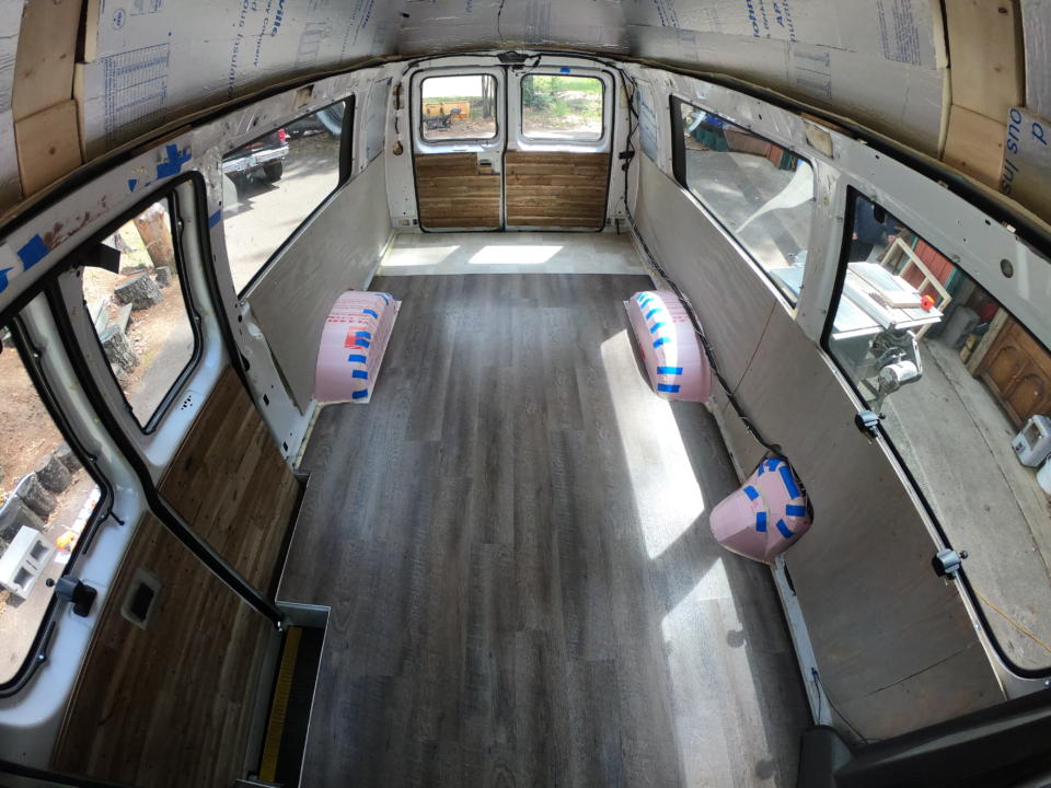 Install Vinyl Flooring In A Campervan, How To Install Laminate Flooring In Van