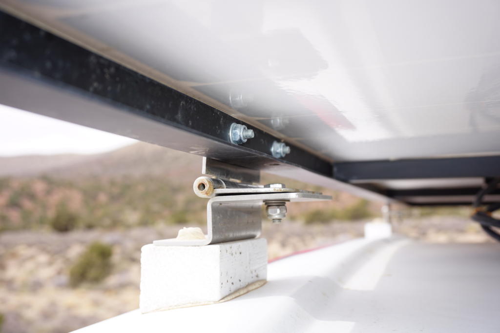 Solar Panel tilt mount using hinges