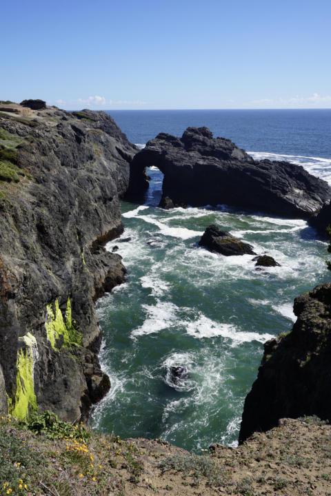 Looking down onto the natural rock arch on Oregon's Samuel H. Boardman State Scenic Corridor.