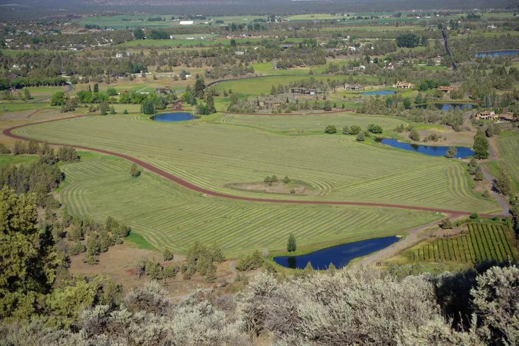 Neat patterns in the farms from Misery Ridge on the Smith Rock State Park 1-day itinerary