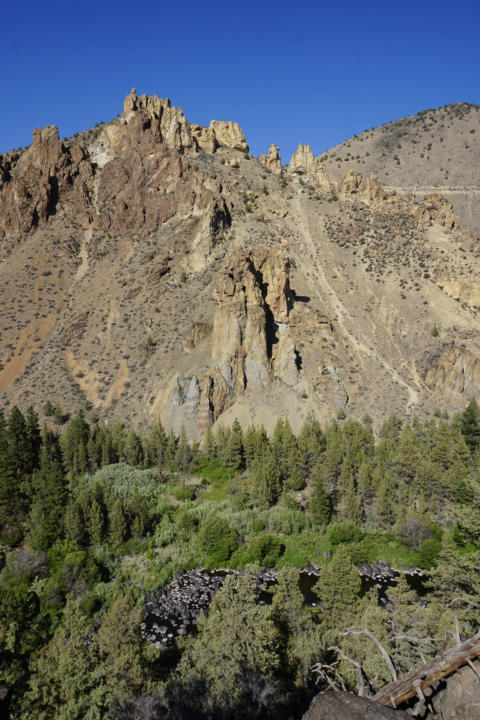 Northern Point Trail At Smith Rock State Park