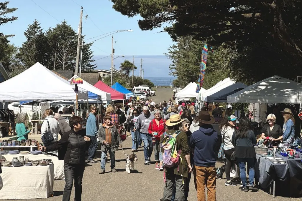 Yachats Farmers Market