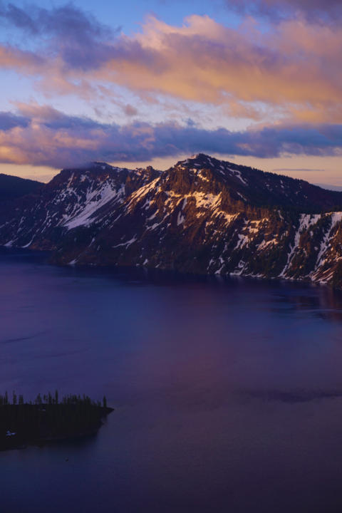 Best sunrise spots in Crater Lake National Park.