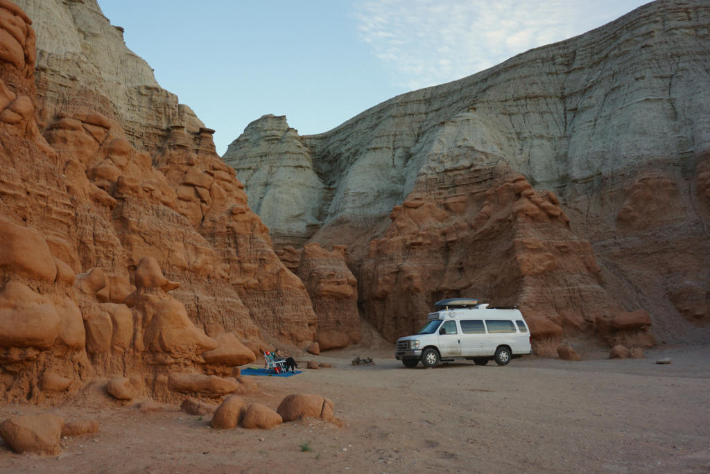 a free campsite right outside Goblin Valley State Park