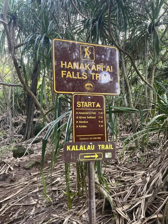 The sign for Hanakapi'ai Falls and Kalalau Trail.