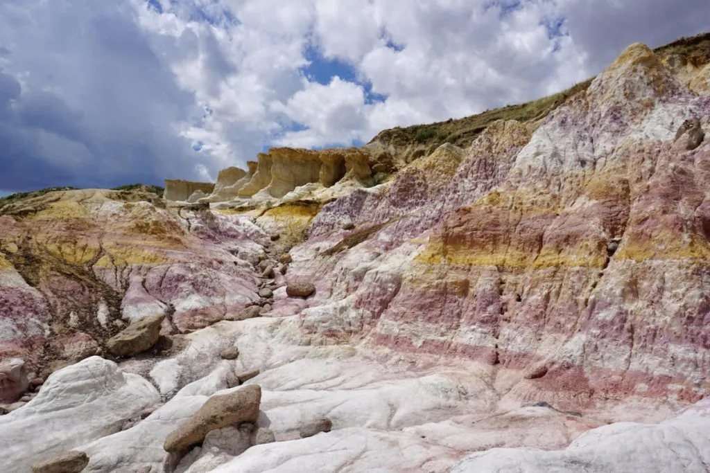 Sandstone colored layers of Pink and Orange.
