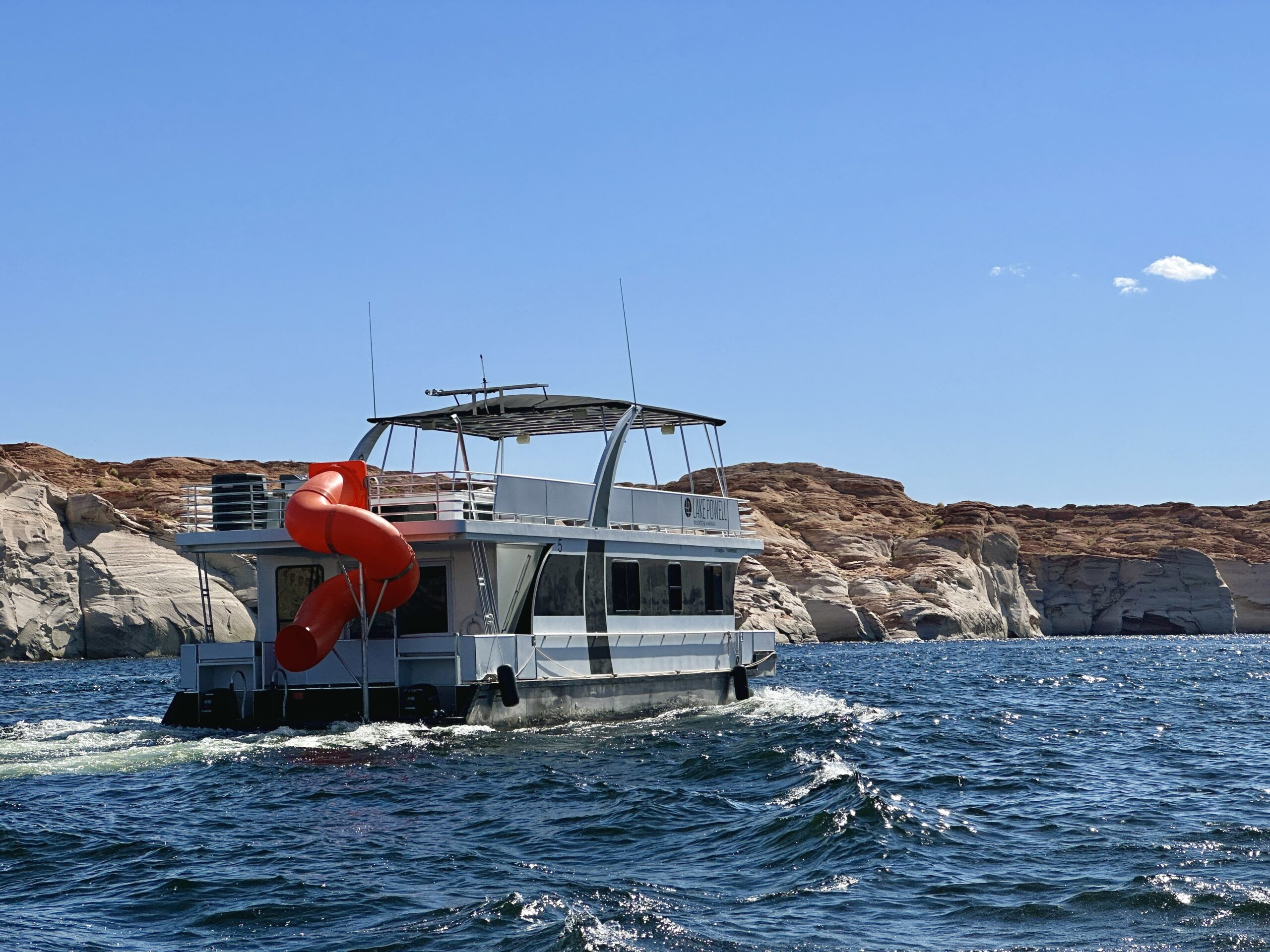 How To Plan A Lake Powell Houseboat Trip (Part 1) - Two Roaming Souls