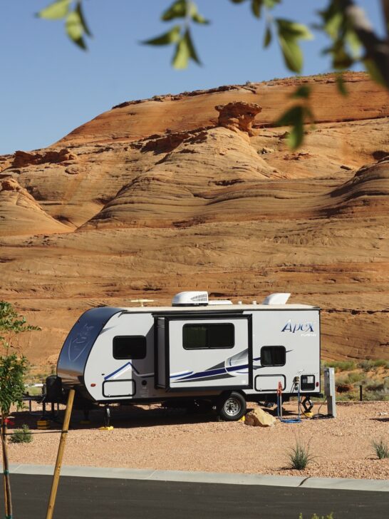 Red rock views from a campsite at Roam America Horseshoe Bend.
