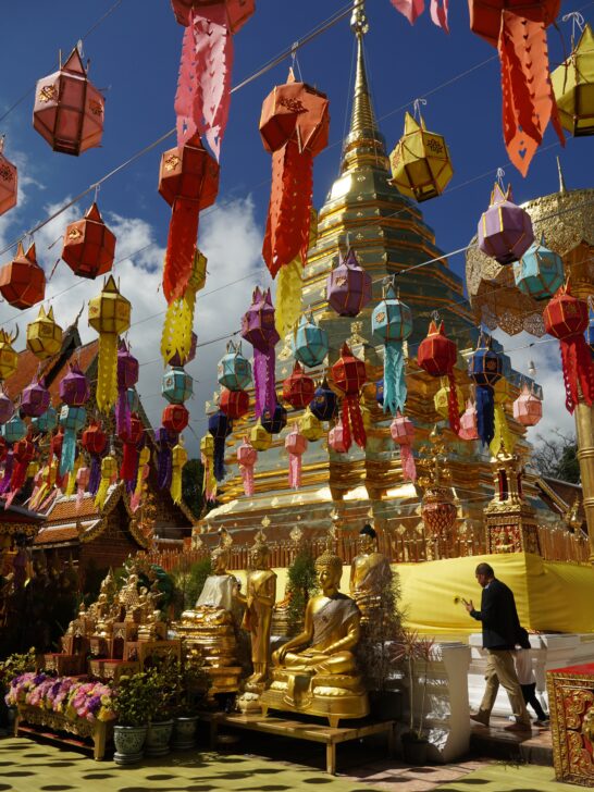 The gold stuppa at Doi Suthep.